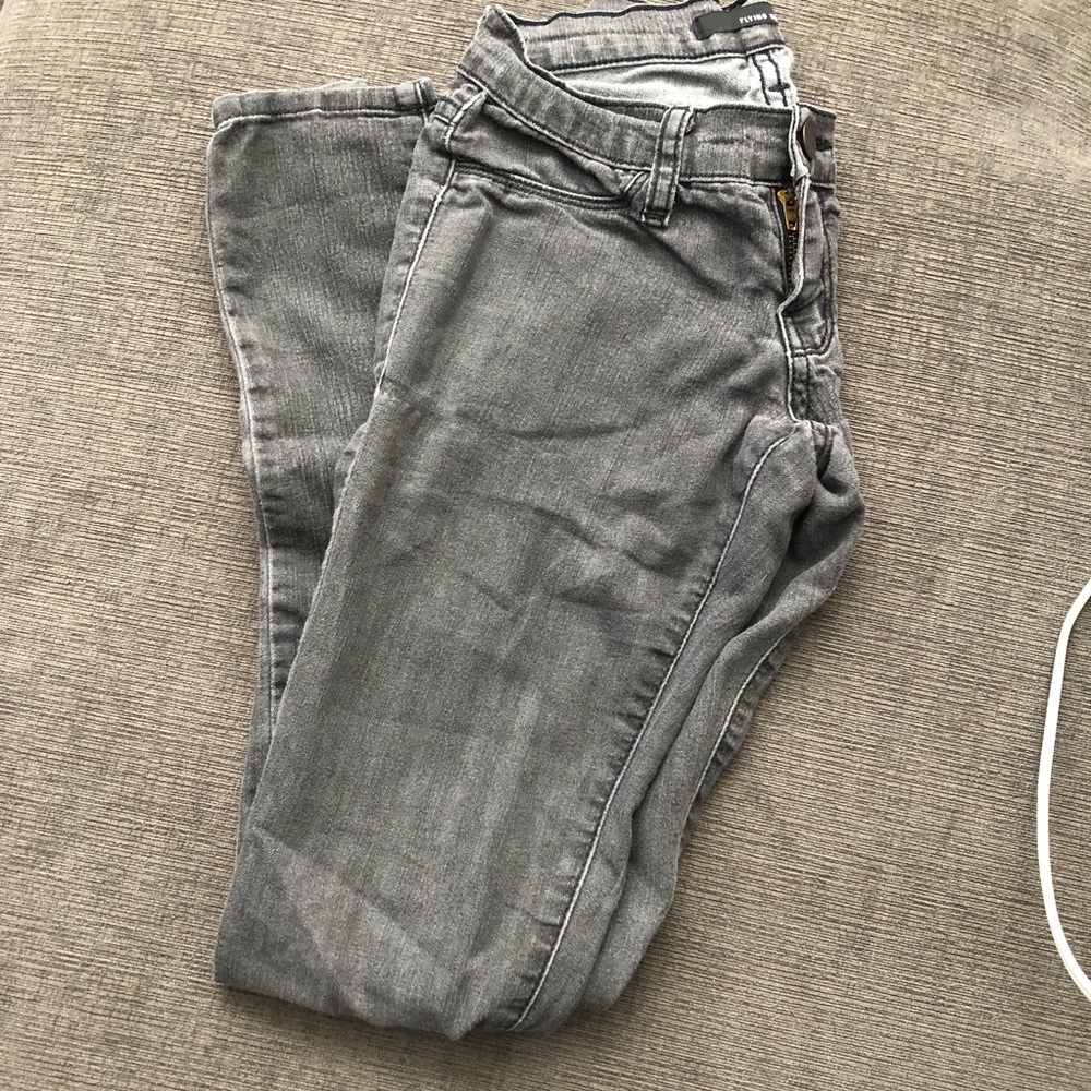 📣2 FOR $30! 📣 Flying Monkey Grey Skinny Jean